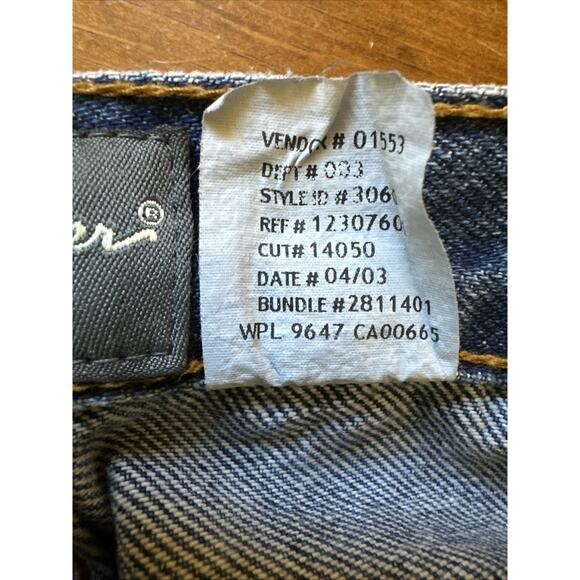 VTG NWT Eddie Bauer Men's Classic Fit 40x30 Denim Jeans Cotton Workwear - Picture 5 of 5